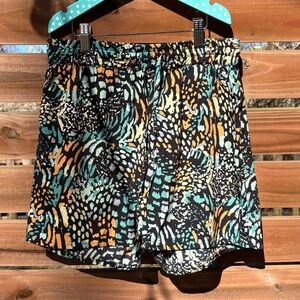 Noisy May Abstract Patterned Shorts